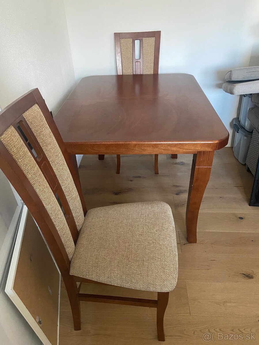 Stôl, stoličky, konferenčný stolík - 3