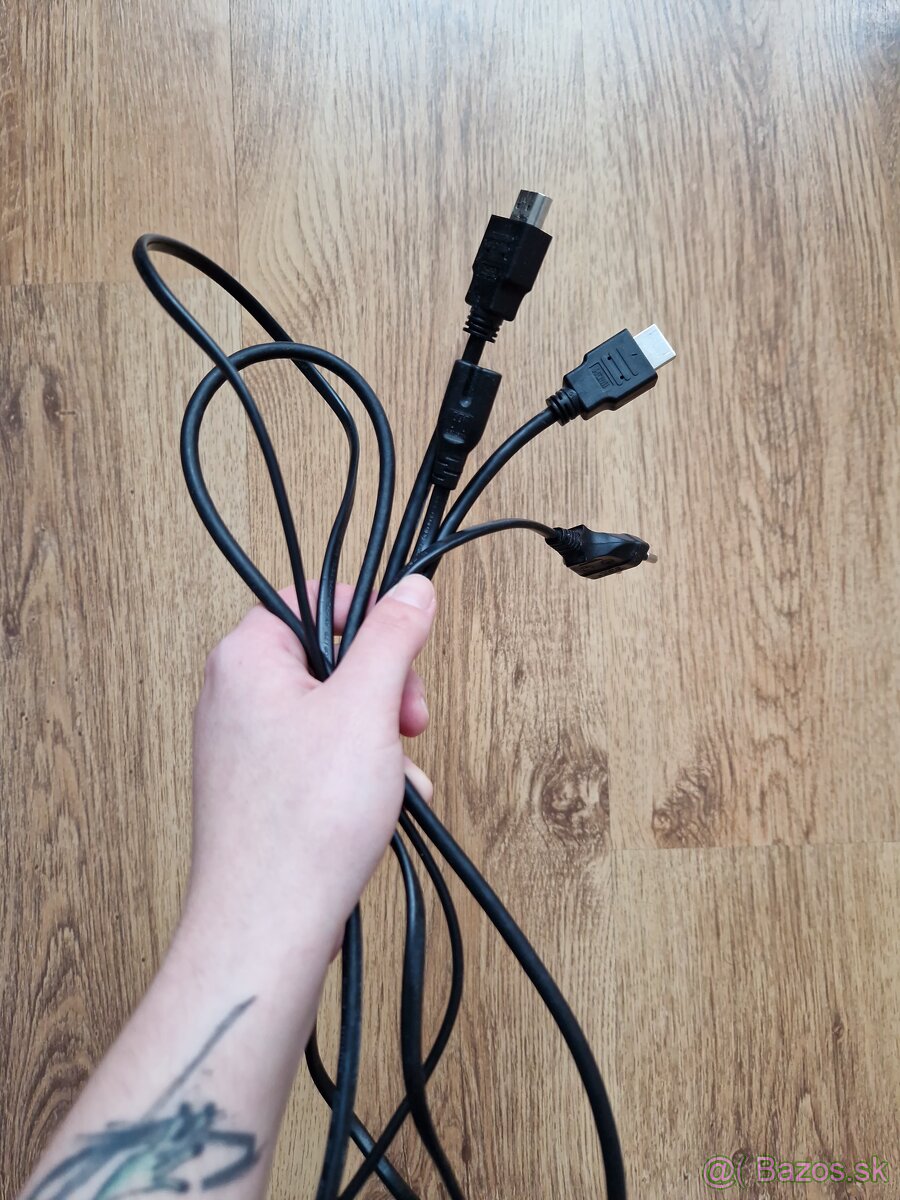 PlayStation 4 Slim (mechanická verzia) - 3