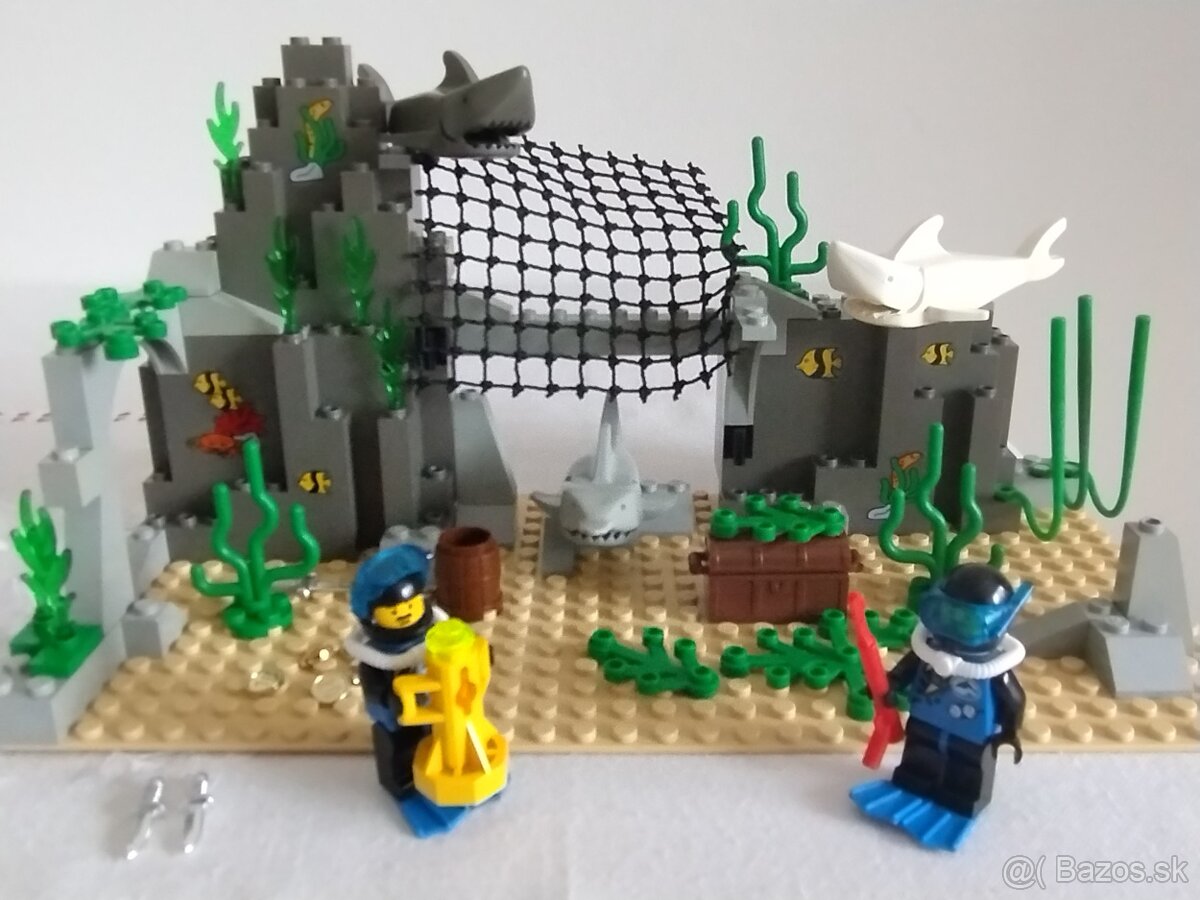 LEGO System 6558 Shark Cage Cove - 3