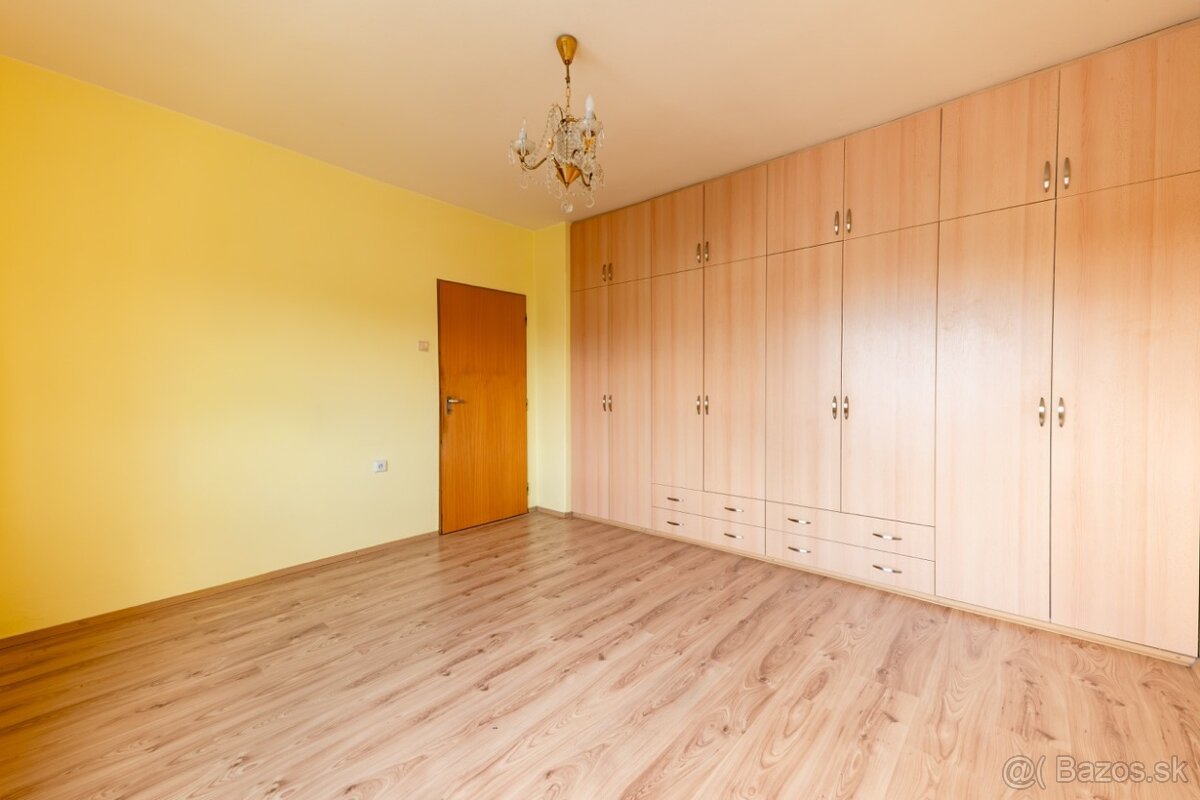 Na predaj rod. dom v NMn/V, časť Horné Samoty - REZERVOVANÉ - 3