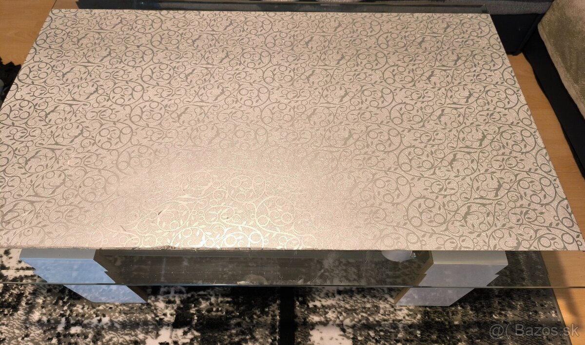 Predám stolík plus konferenčný stolík - 3