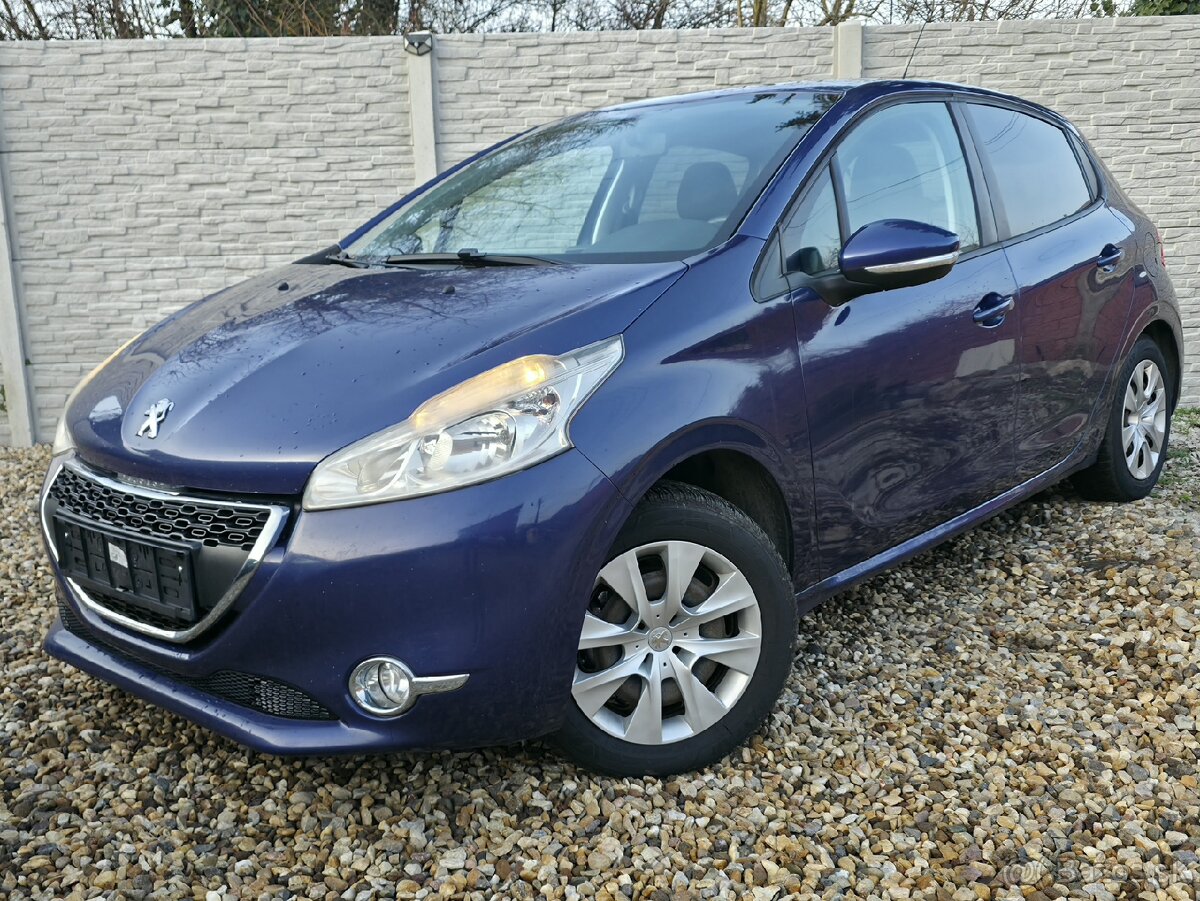 Peugeot 208 • 1.2 Benzín • 2014 • 180 Tisíc KM - 3