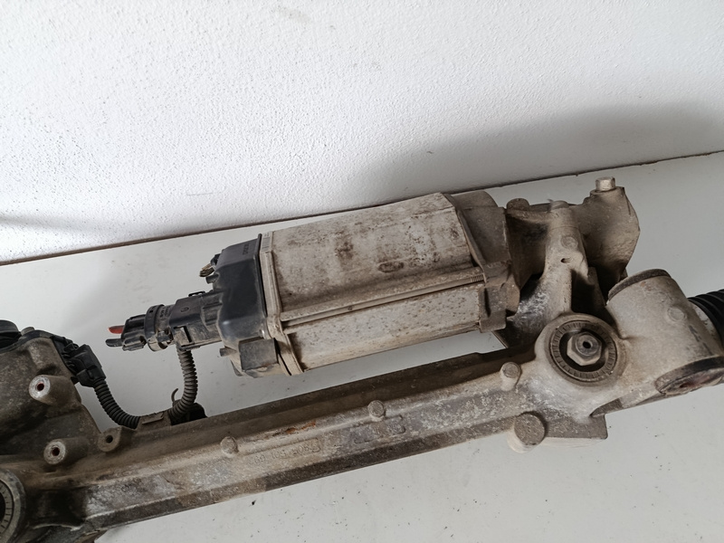 riadenie opel astra J 7805974757f 230€ - 3