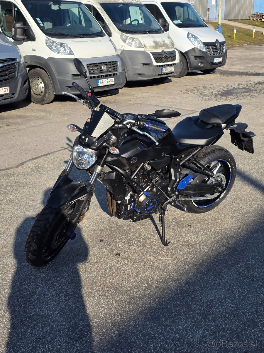 Yamaha MT 07, 55 kw - 3