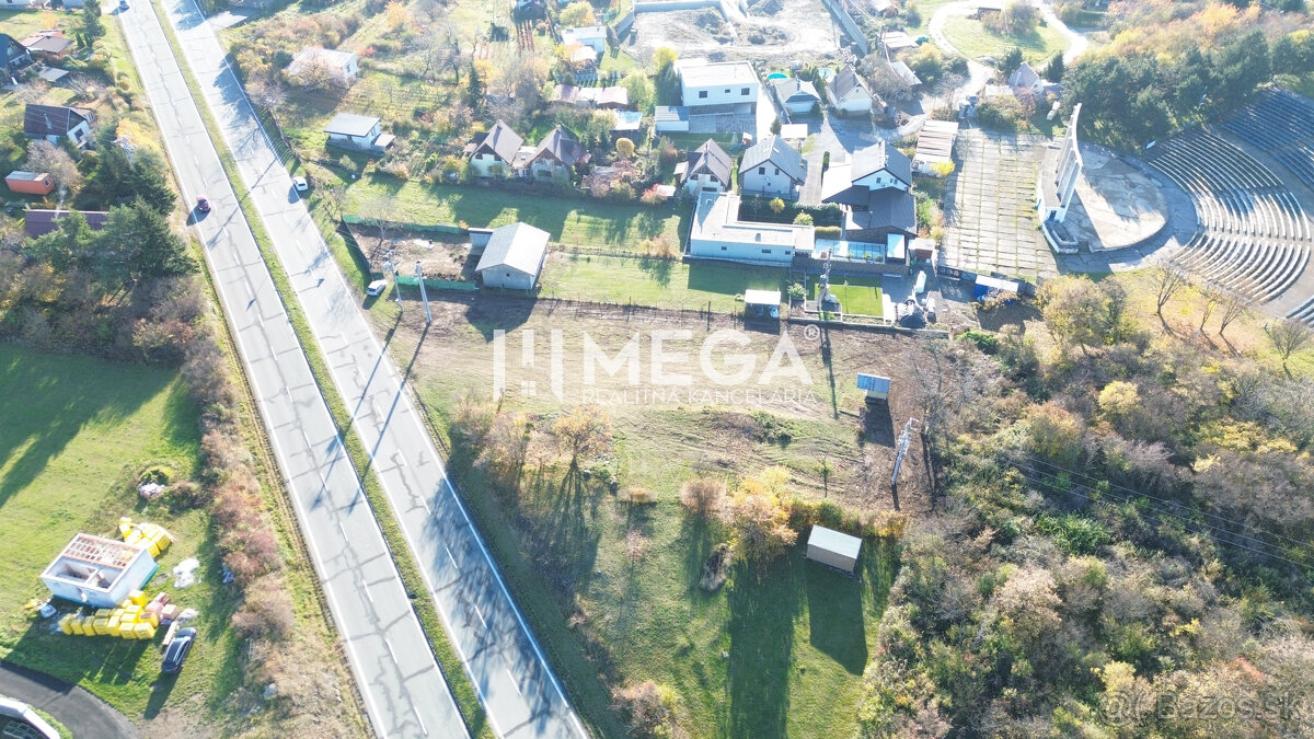 EXKLUZÍVNE NA PREDAJ INVESTIČNÝ POZEMOK NA ZEMPLÍNSKEJ ŠÍRAV - 3