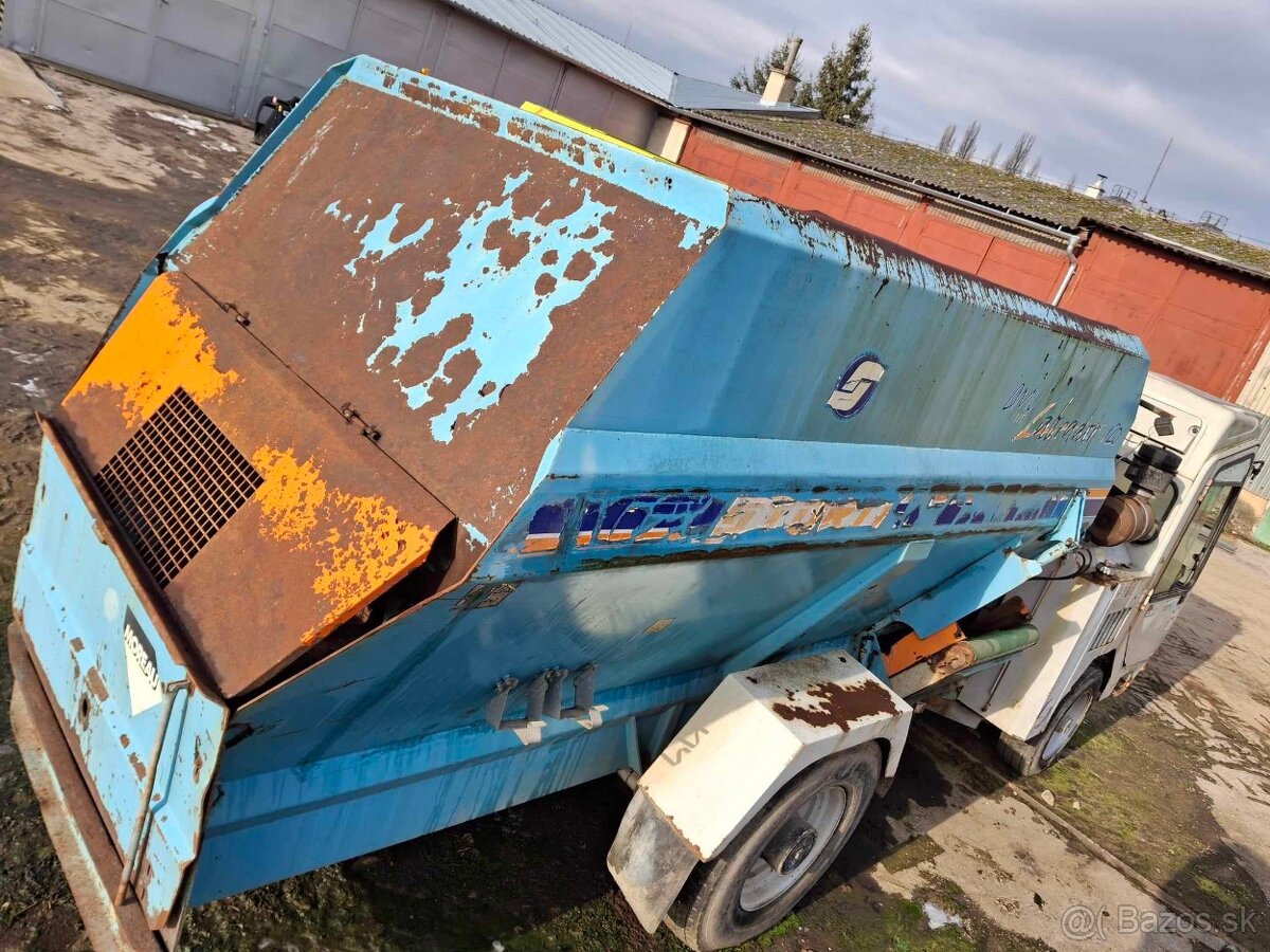 Krmný voz Labrador STORTI - 3