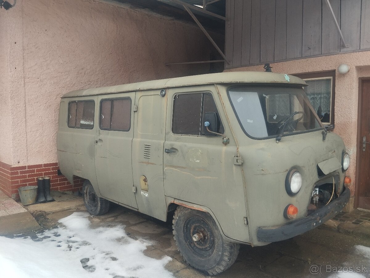 UAZ 452 buchanka - 3