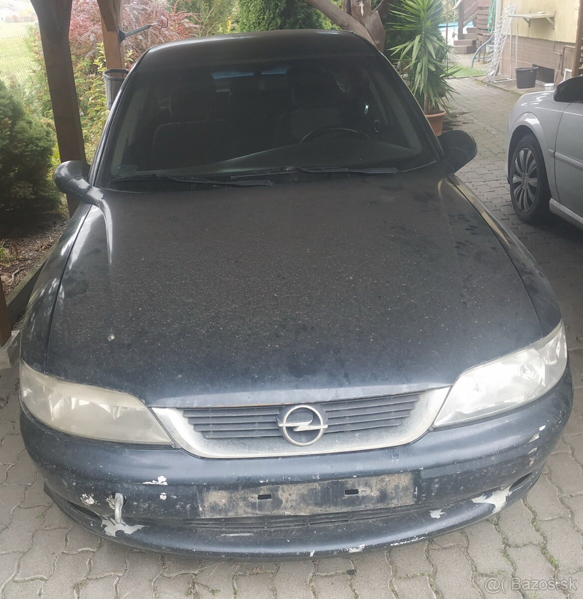 Predám Opel Vectra B na náhradné diely. - 3