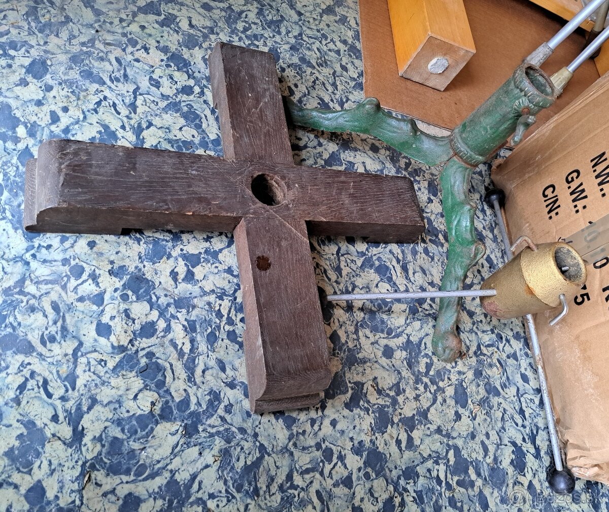 Vianočné stojany na stromček - 3