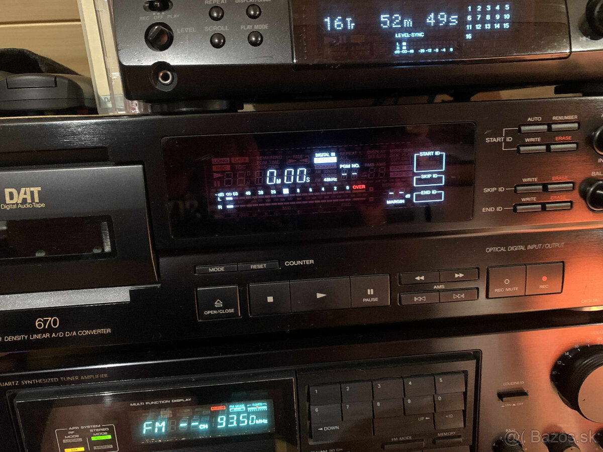 Predám: Sony DAT Audio Recorder DTC670 - 3