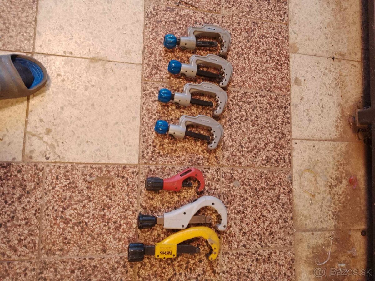 Predám vodárenské / kúrenárske náradie - 3