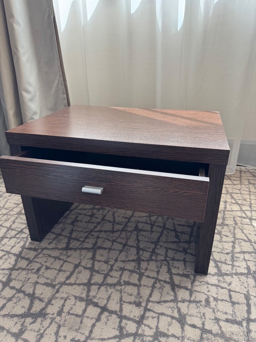 Nočný stolík - 3