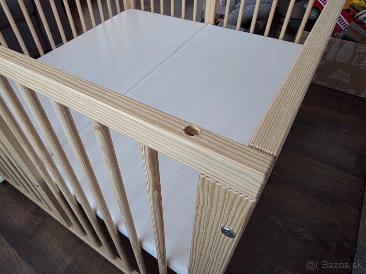 Drevena ohradka pre deti - 105x100 - 3