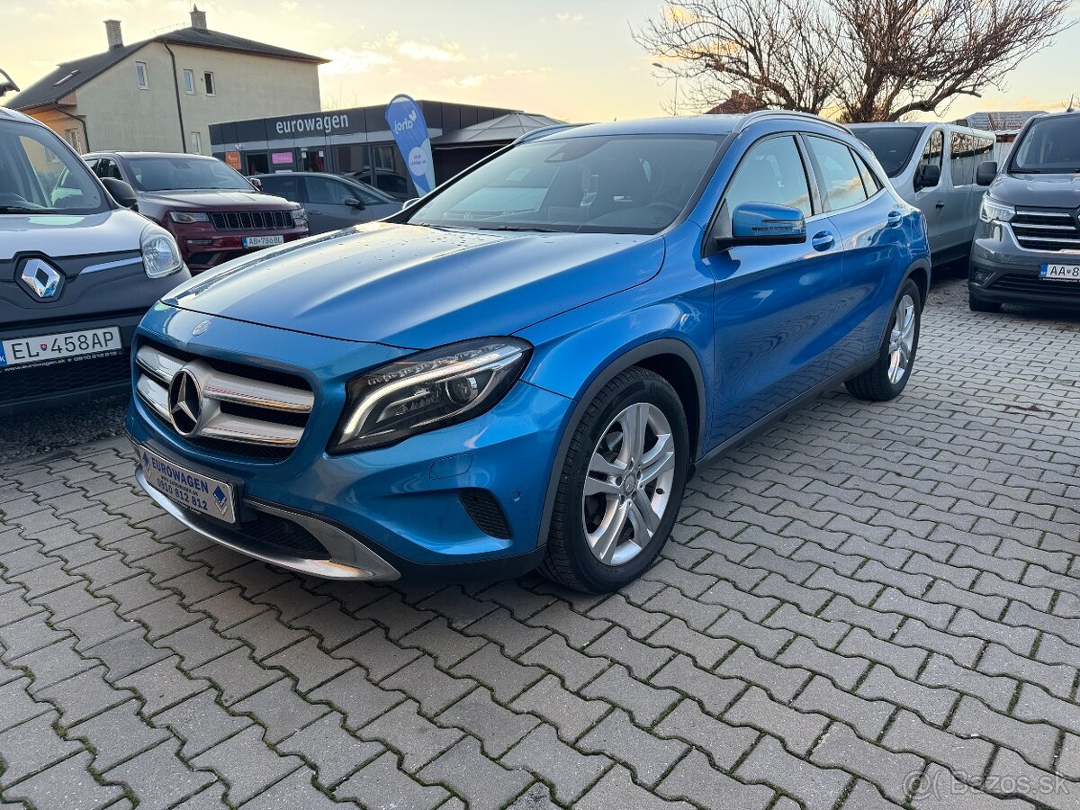 Mercedes-Benz GLA 200 d 4MATIC A/T - 3