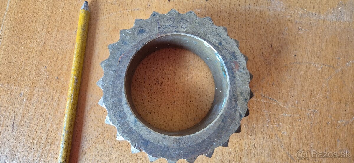 Šnekove mosadzné alebo brondzové ozubené koleso - 3