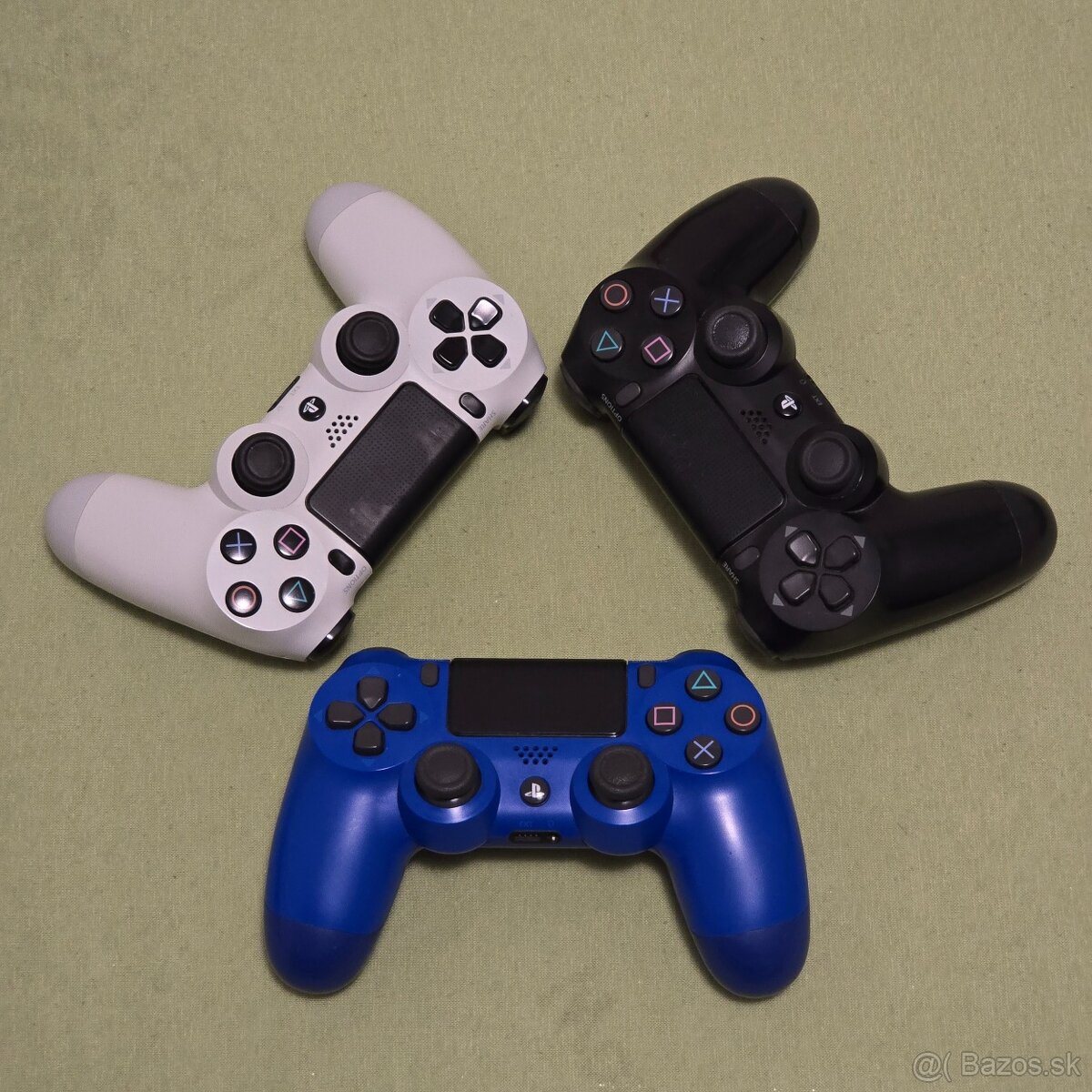 Predám PS4 500GB + 3x Dualshock ovladac - 3