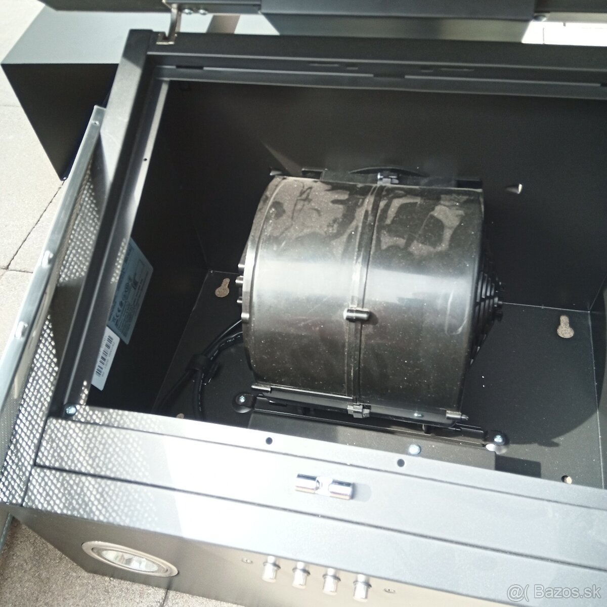 Závesný odsávač pár Whirlpool - AKR 037 G BL 650 m³/h novy - 3