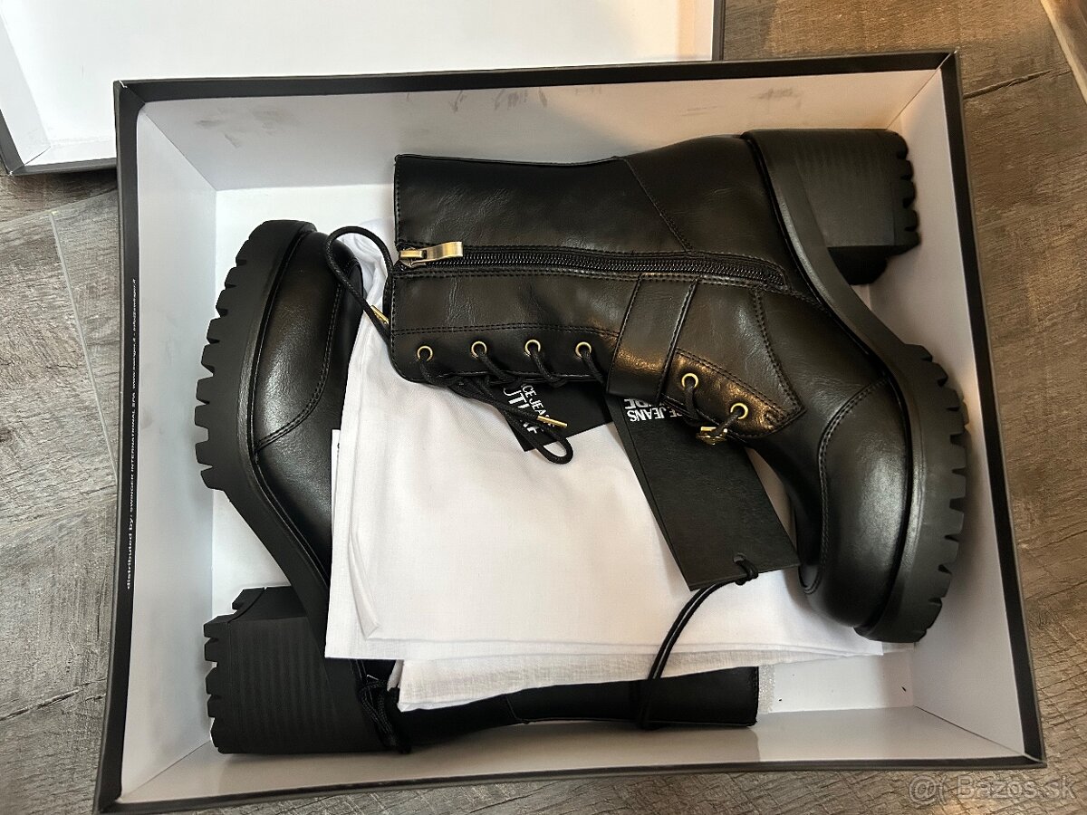 Versace jeans couture - 3