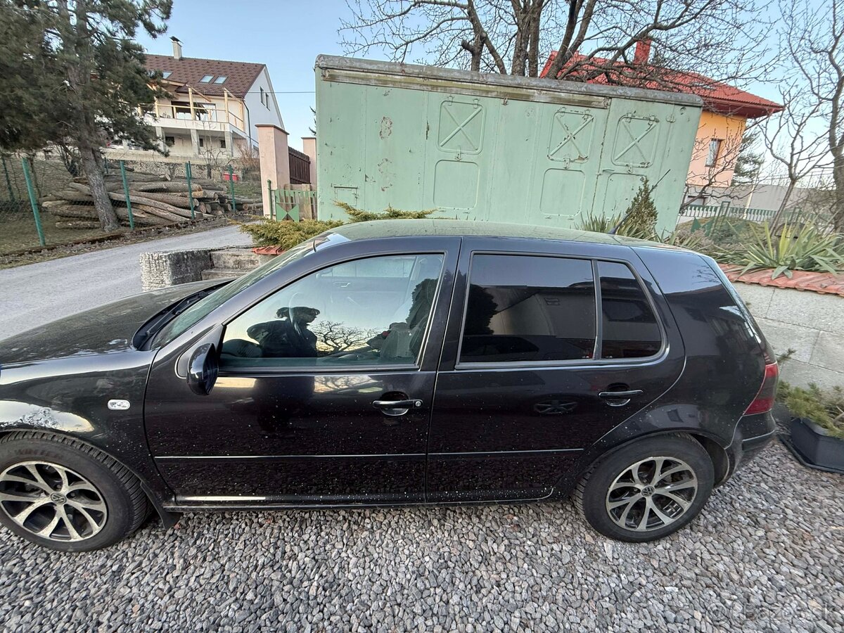 Volkswagen glf 4 - 3