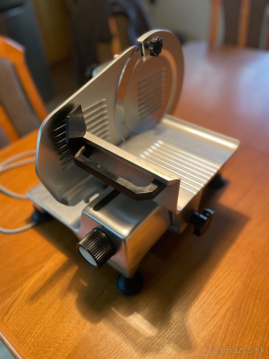 Profi nárezový krájač Ideal , výkon 400W. - 3