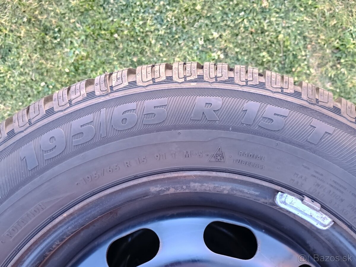 Sada kolies Škoda Octavia 1, plechové disky +pneu 195/65 R15 - 3