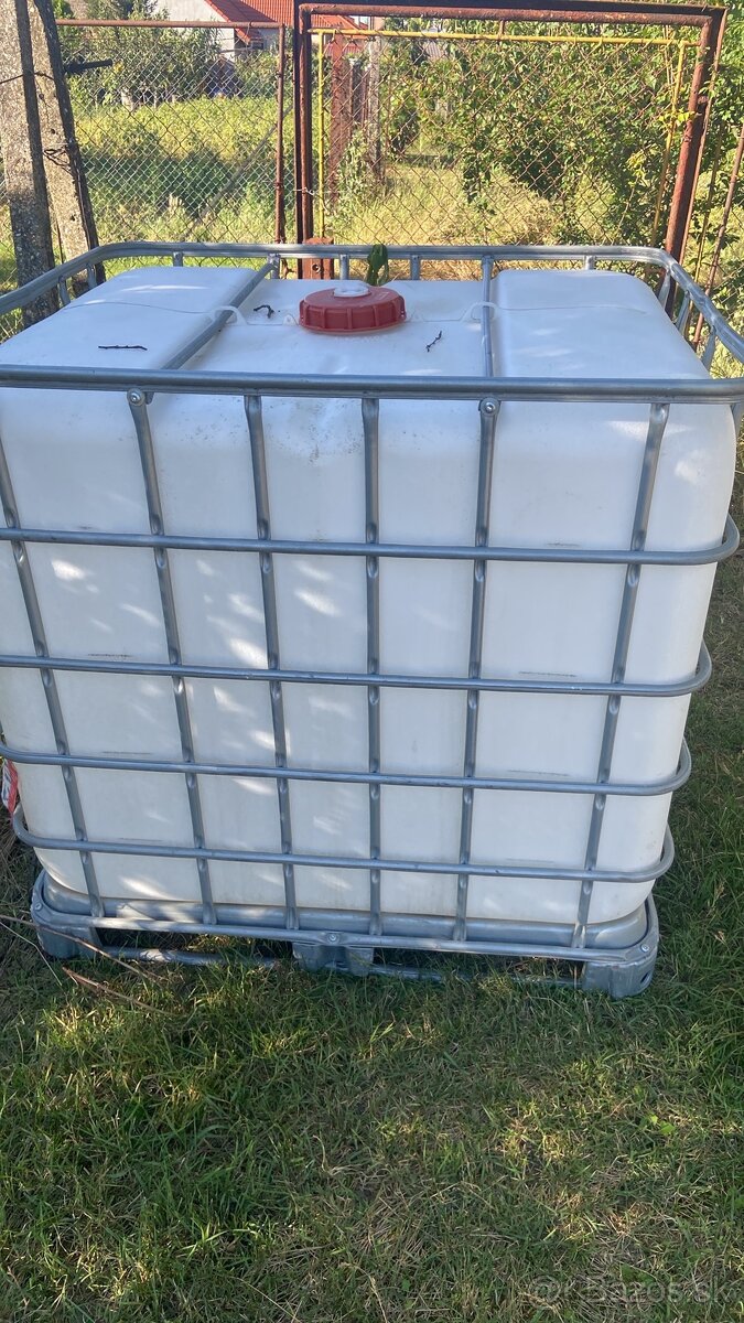 Predám ibc kontajnery 1000L - 3