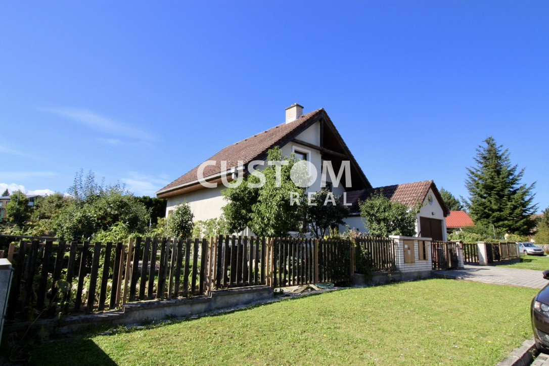 Klasický rodinný dom v mestskej časti Mojšová Lúčka - 3