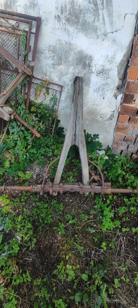 Poľnohospodárske náradie, ťažne ojko (dysel), konský pluh. - 3