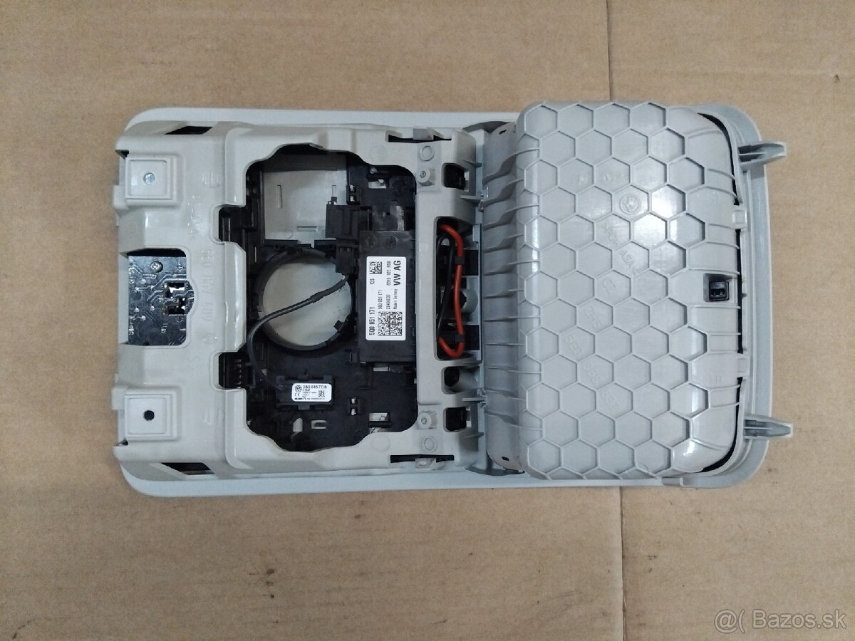 stropné svetlo Octavia 3, Superb 2 - 3