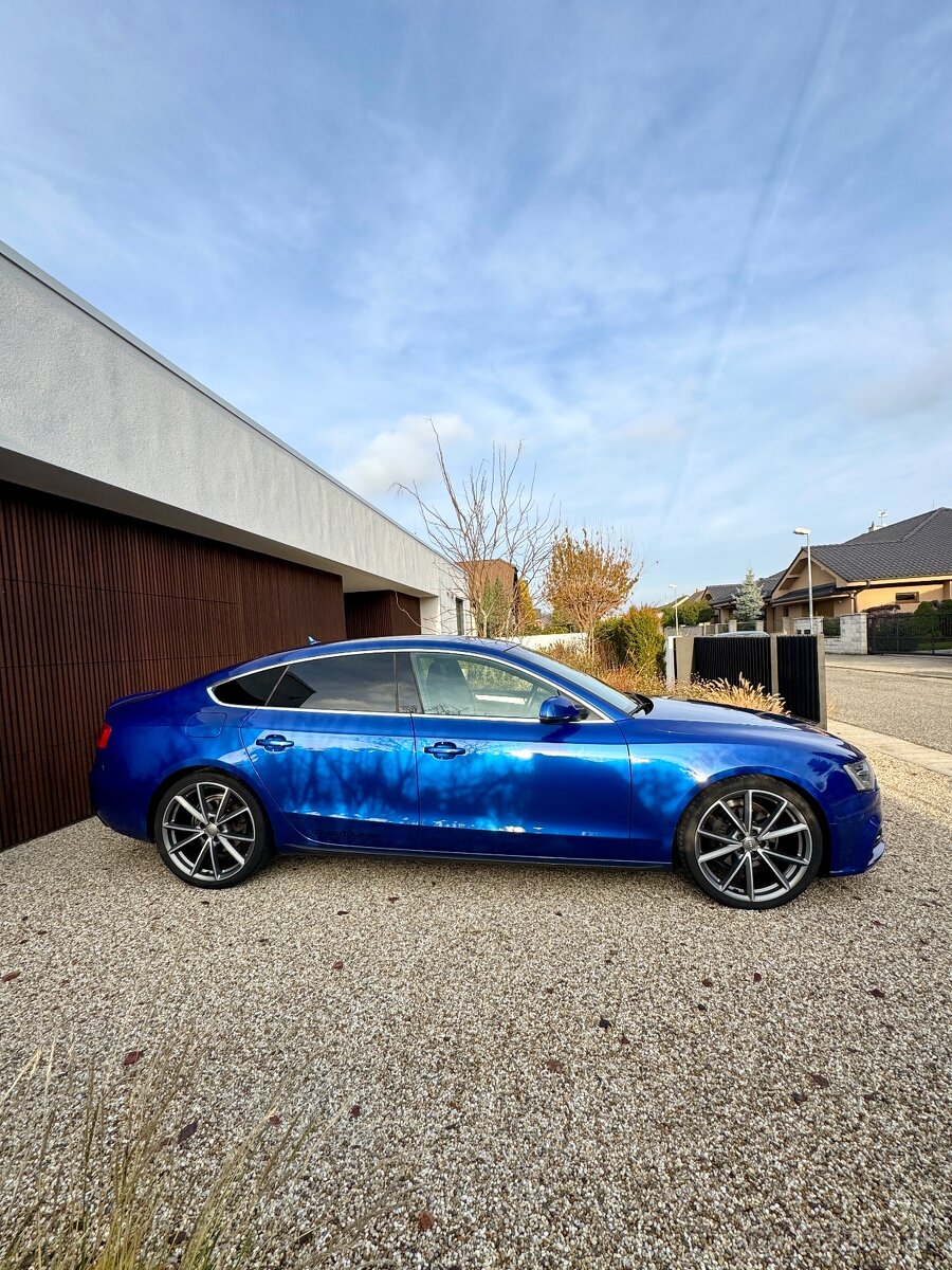 Možný odpočet DPH - PREDÁM AUDI A5 SPORTBACK 2.0TDI QUATTRO - 3