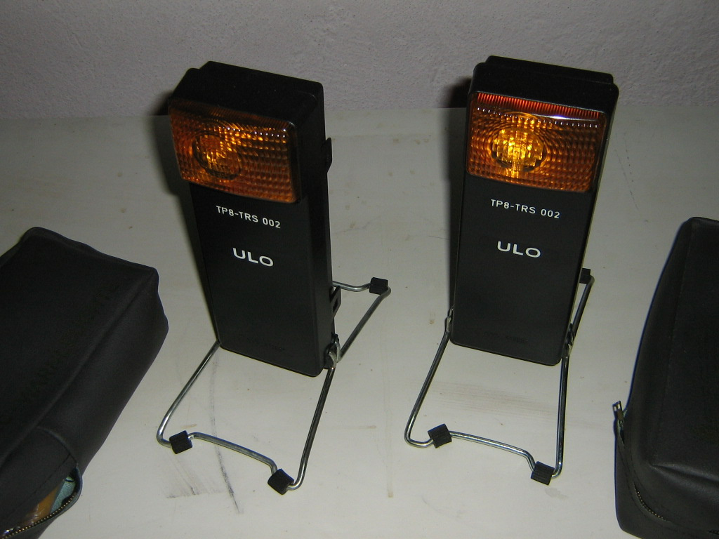 Predám výstražné oranžové blikače ULO TP8-TRS 002 - 3