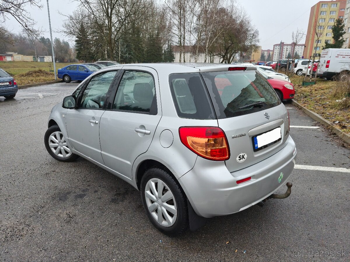 Predám Suzuki Sx4 1,5 benzín - 3