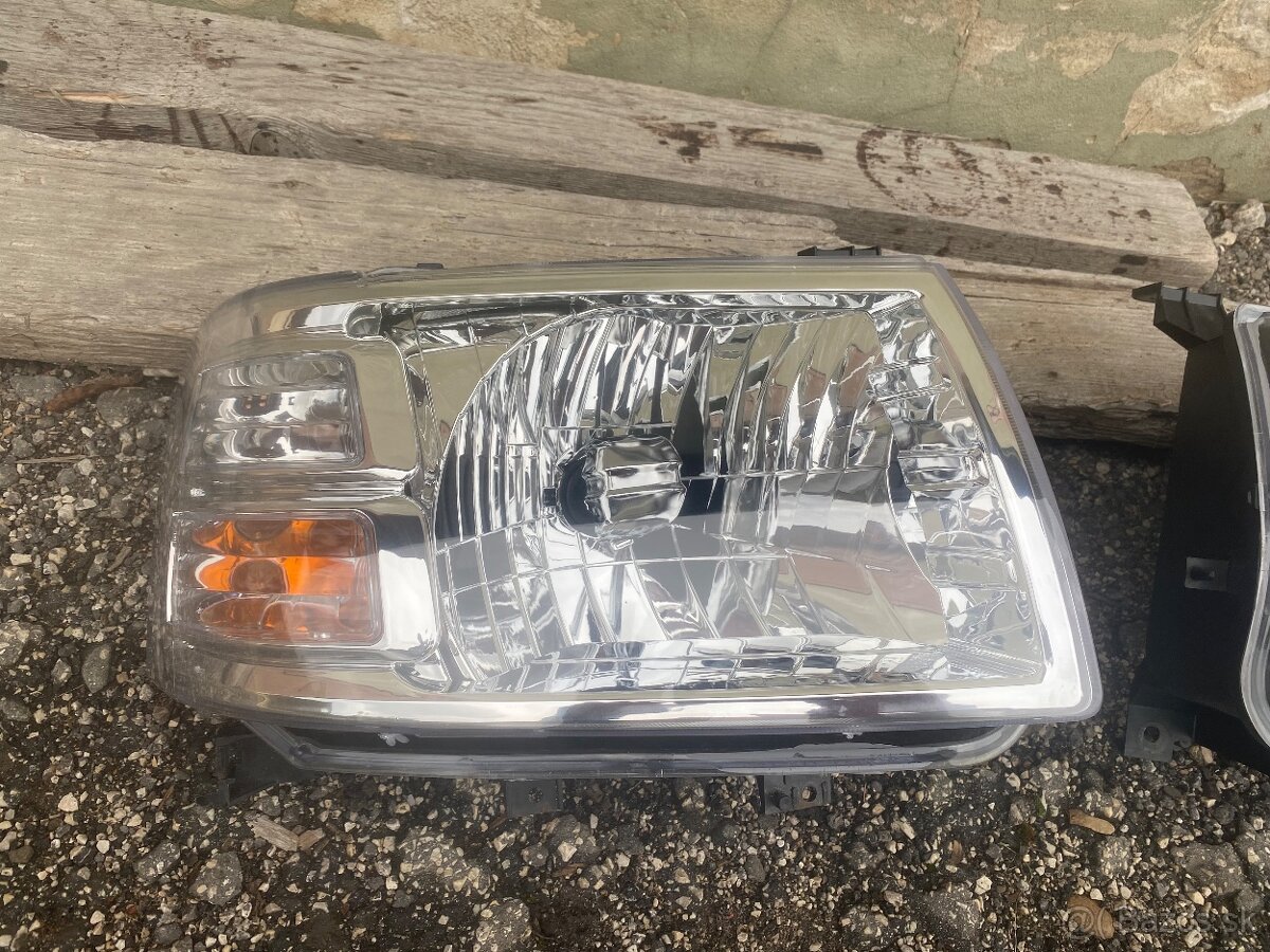 Ford Ranger predné svetlá - 3