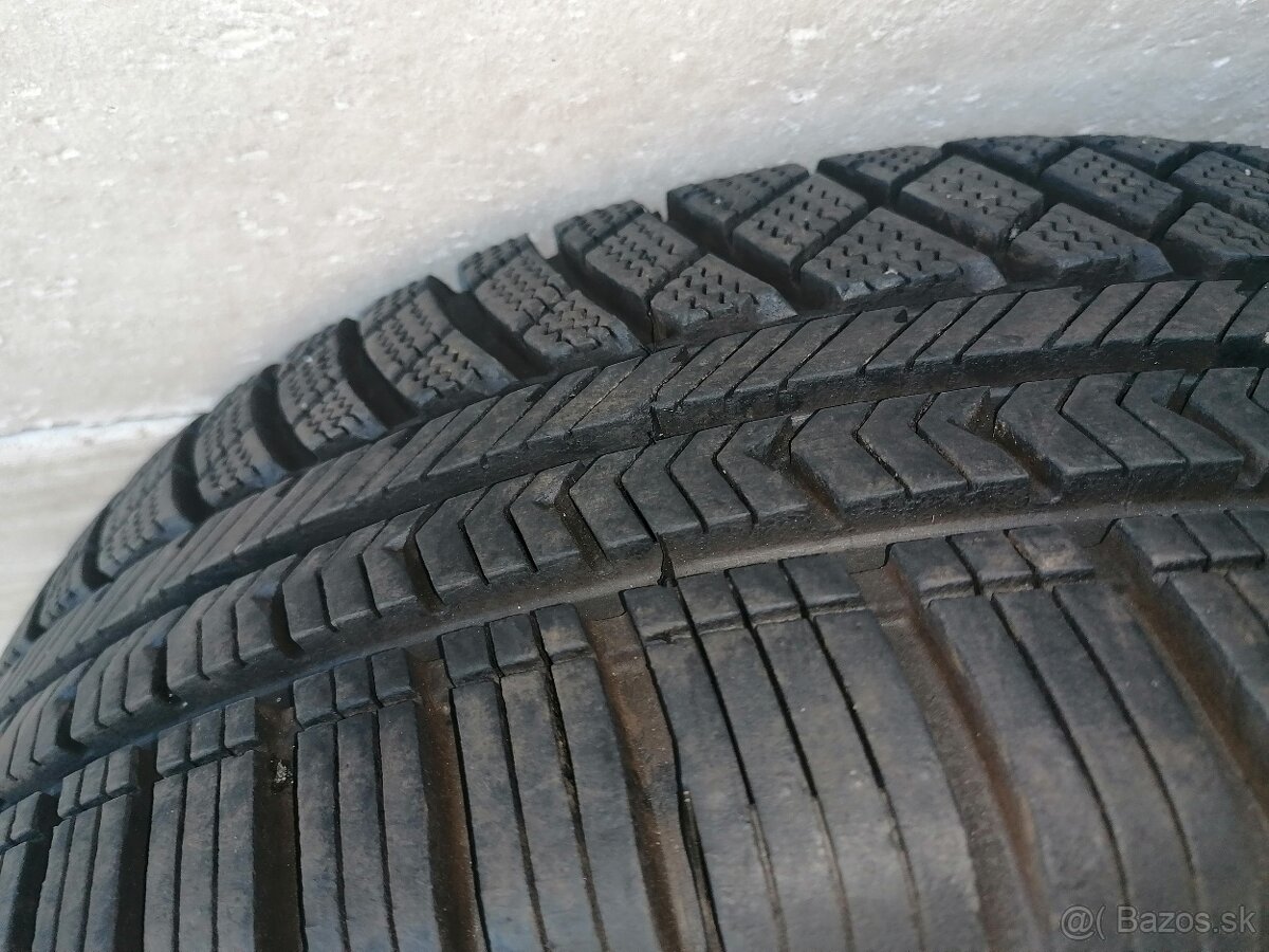 Predam celo ročne pneu Vranik 195/65R15 91H - 3