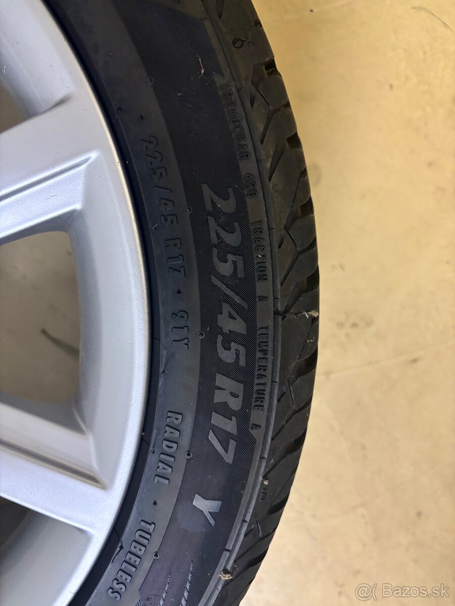 Predám 5x112 r17 škoda - 3