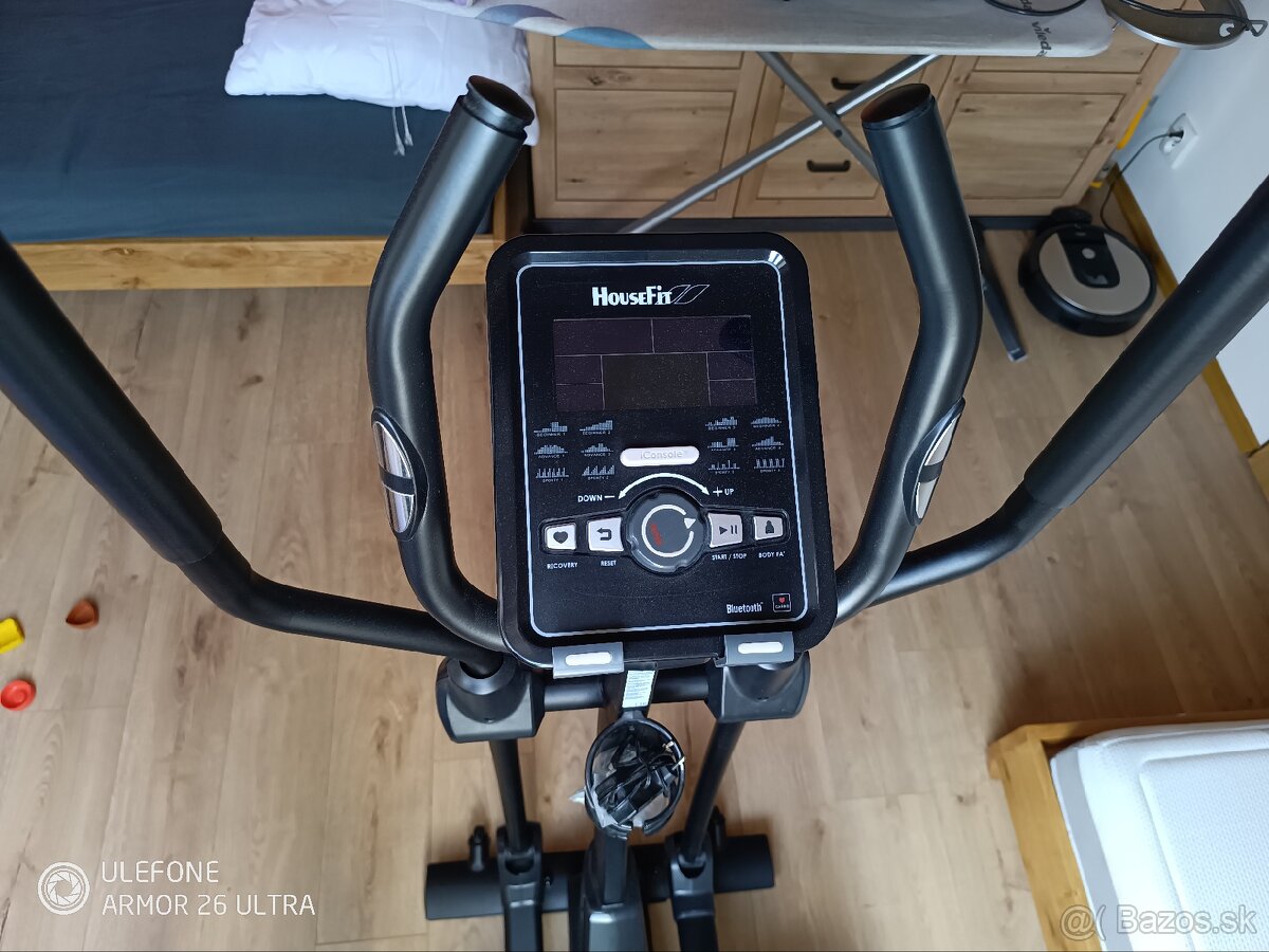Elipticky trenažér Housefit Motio 80 iTrain - 3