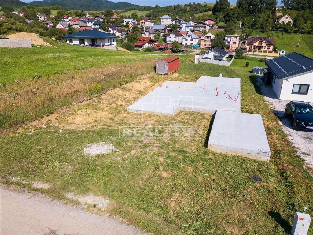 STAVEBNÝ POZEMOK V PODHORÍ SO ZÁKLADOVOU DOSKOU, VÝMERA... - 3