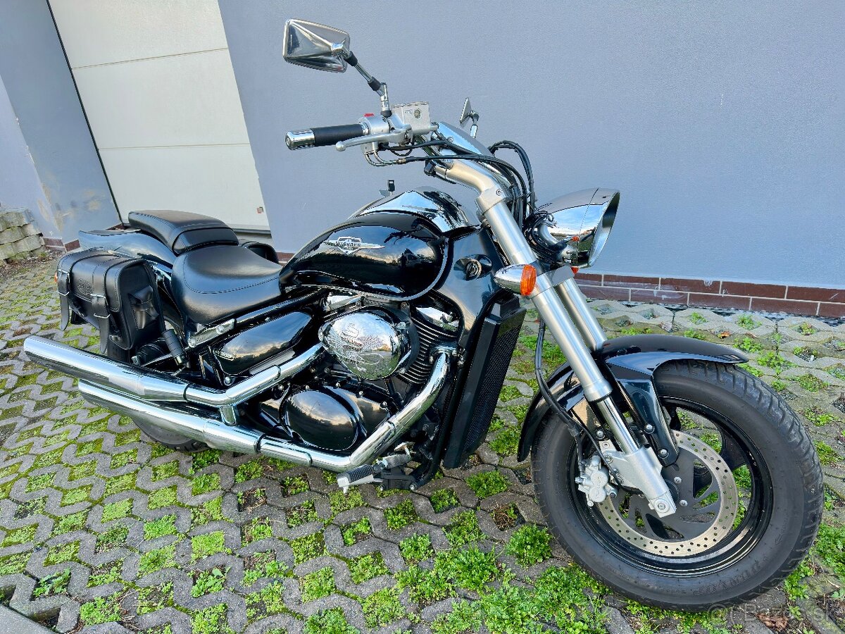 Suzuki c 800 Intruder - 3
