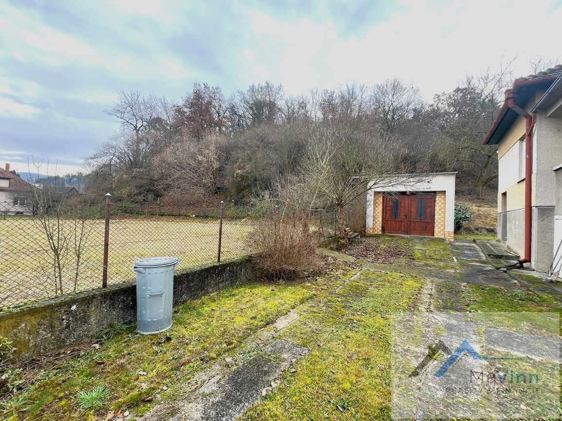 PREDAJ DOM s GARÁŽOU a poz. 2304 m² BRODZANY - 3