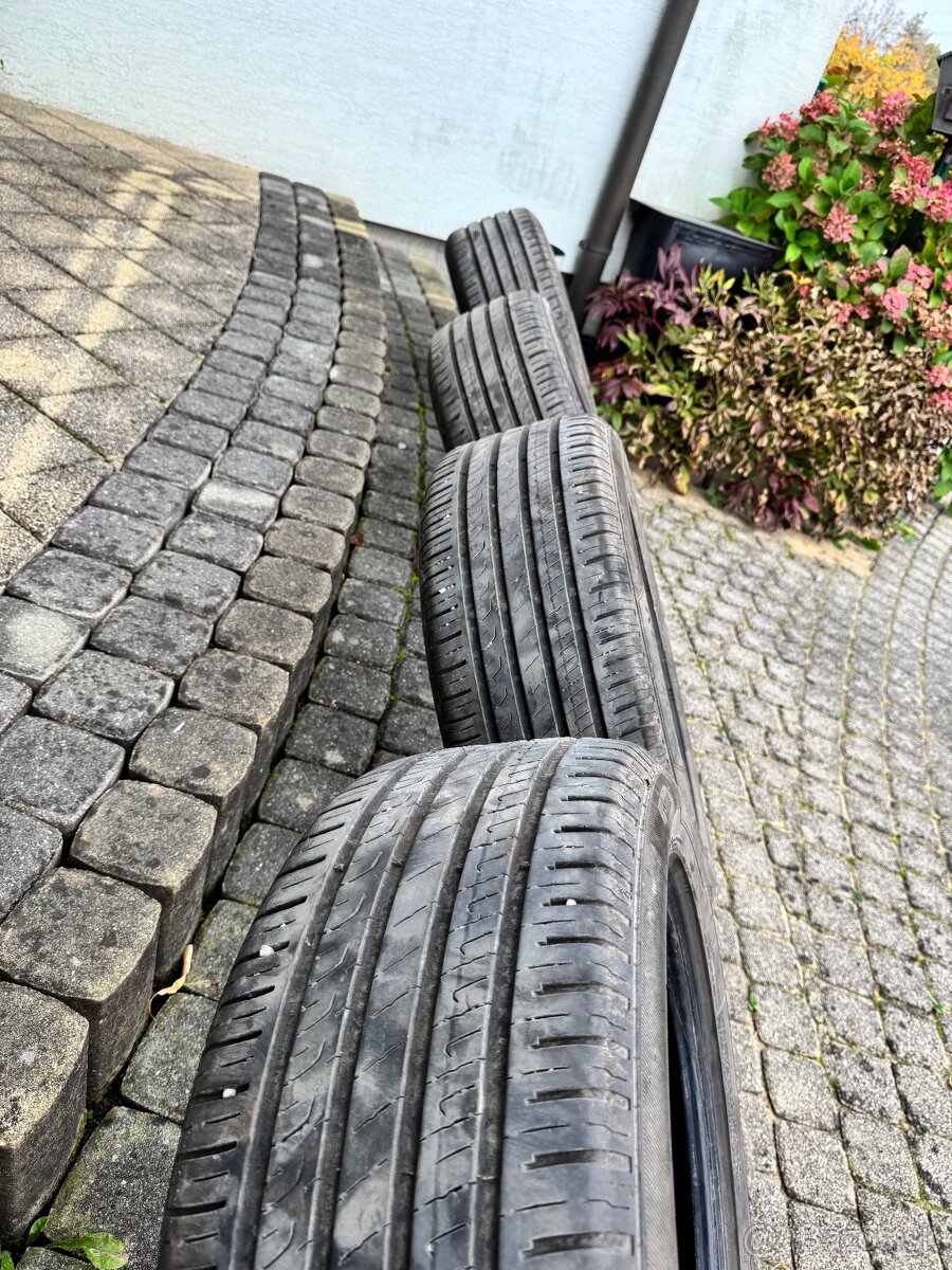PNEUMATIKY BARUM 215/55 R17 V - 3
