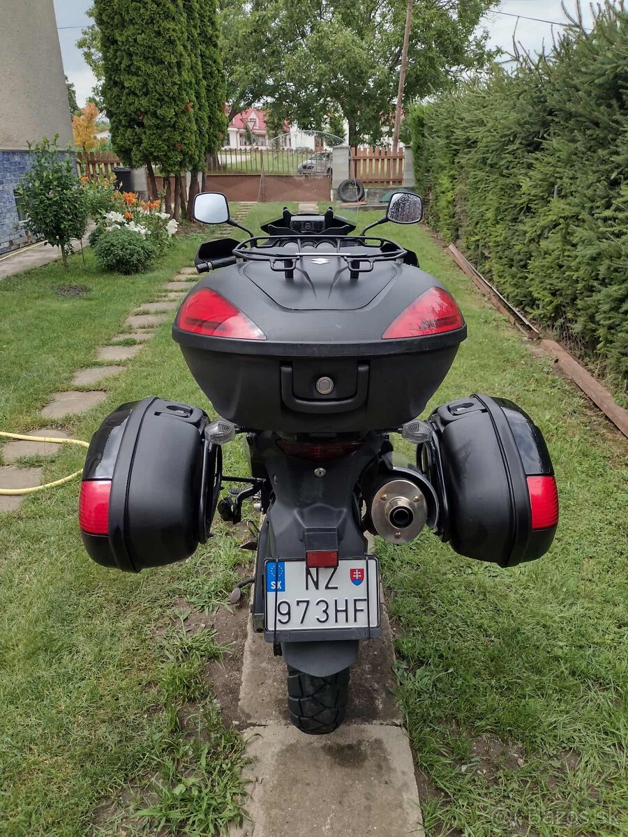 Suzuki V-Strom 650 DL