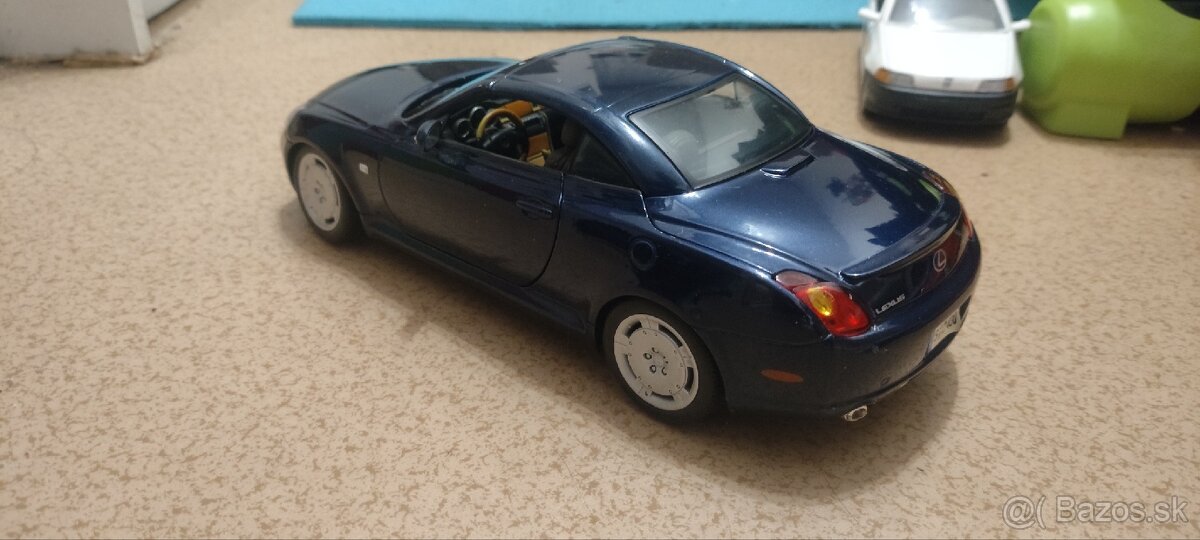 Lexus 1/18 ford Mustang 1/24 - 3