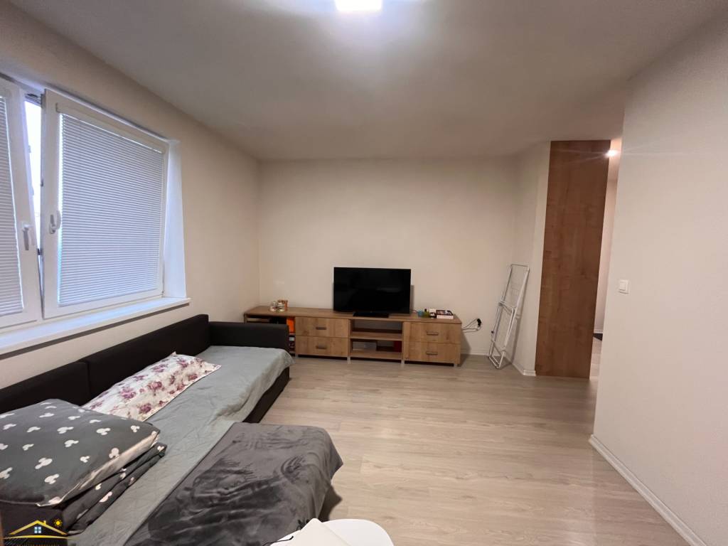 Na predaj 1-izbový byt v Čadci – Žarec - 3