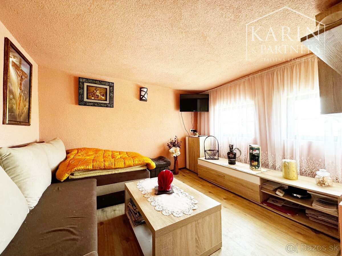 Vinohrad. domček po rekonštrukcii s vinohradom, za Líštinami - 3