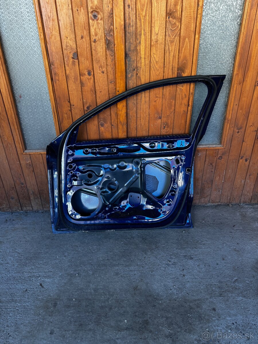 Audi A3 2020- pravé predné dvere - 3