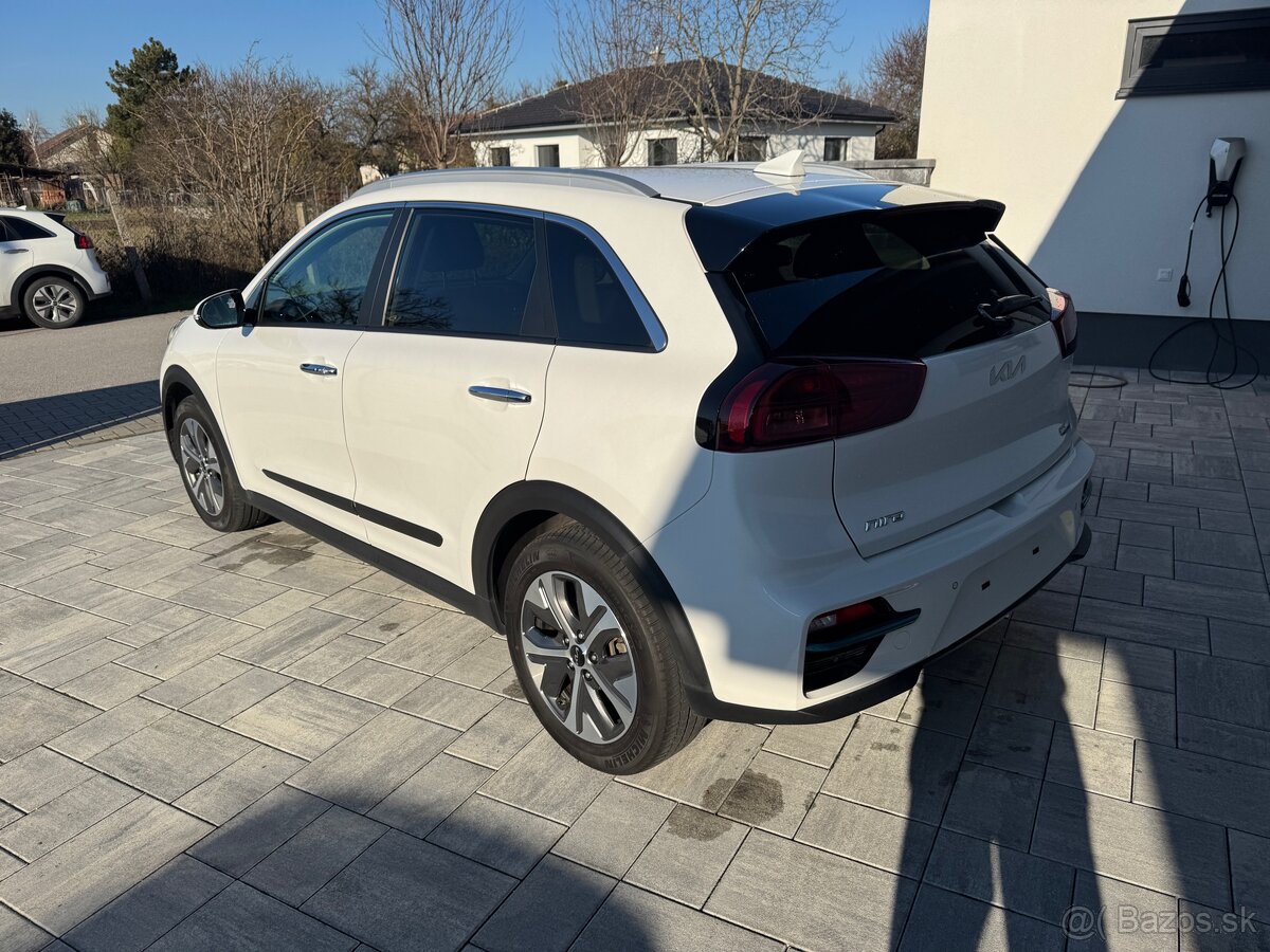 Kia E-Niro 150 kw, 64 kwh - odpočet DPH - 3