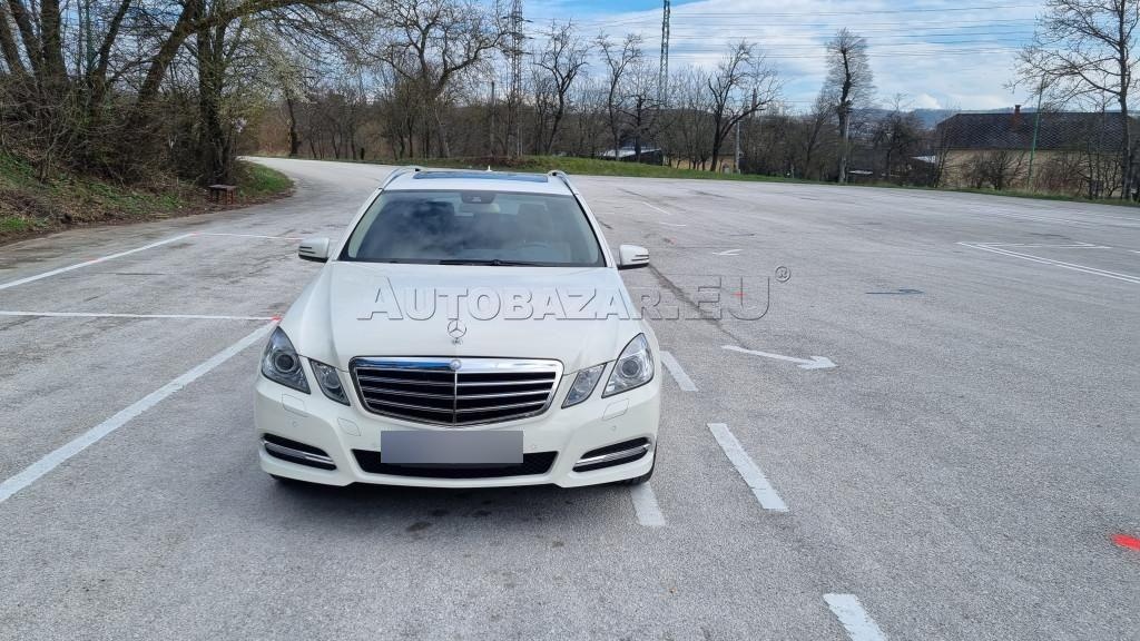 Mercedes E200 T W212 avantgarde automat - 3