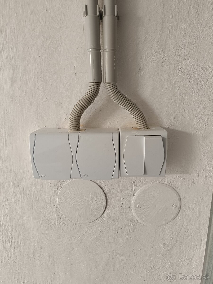 Prenájom garáže pri Viva Parku v Komárne - 3