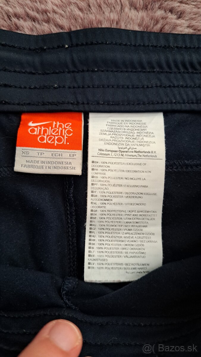 Dámske trojštvrťové tepláky Nike - 3