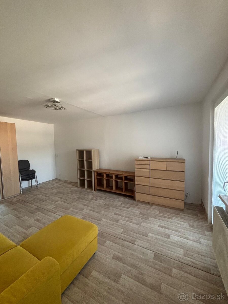 1 izbový byt prenájom - 3